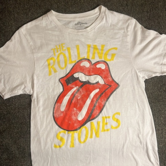 Authentic Rolling Stone brand tee - Picture 2 of 3